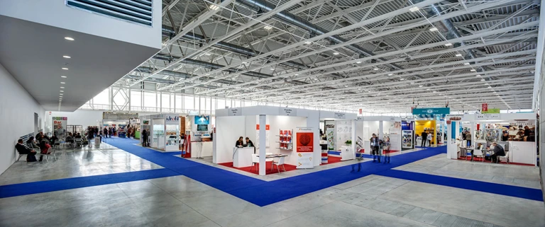 La luce per le aree expo