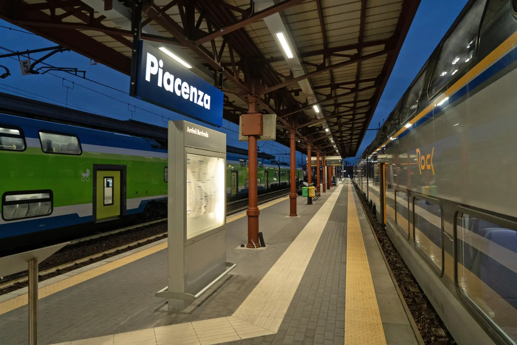 Bahnhof &ndash; Piacenza