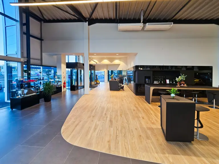 Mercedes showroom
