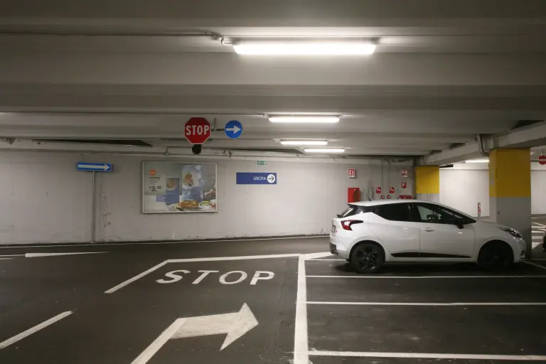 Parking commercial &ndash; Casalecchio di Reno