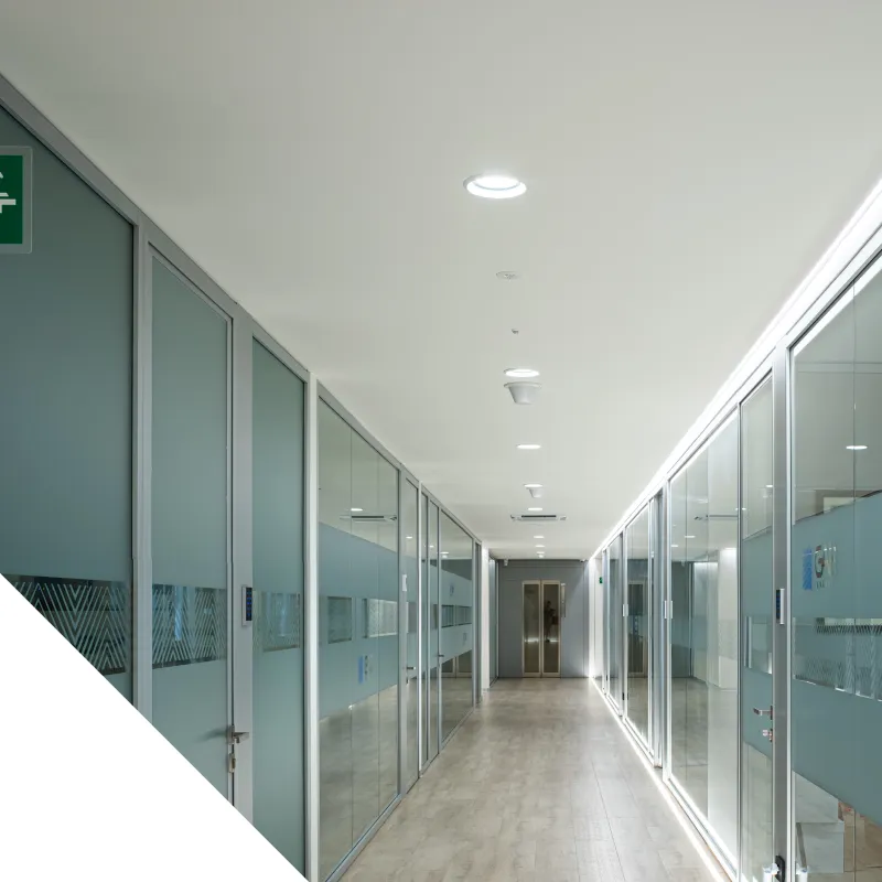 Tre taglie, due colorazioni